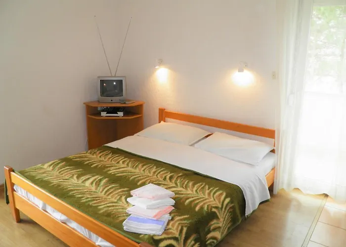 Apartments Miljenka